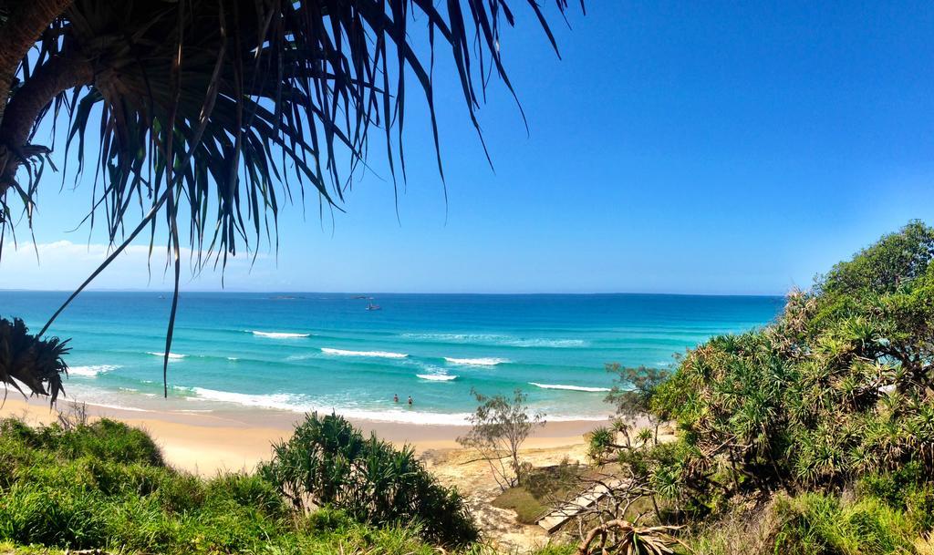 Stradbroke Island Beach Hotel พอยต์ลุคเอาท์ ภายนอก รูปภาพ